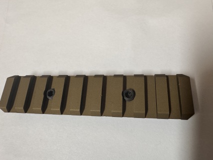 HKEY RAIL 9 SLOT (RAL8000 Anodized )